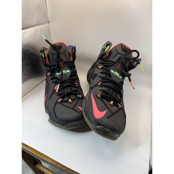 Nike LeBron 12 684593-068 Data Vintage Black Basketball Sneakers Men's Sz 10 US - Picture 2 of 15